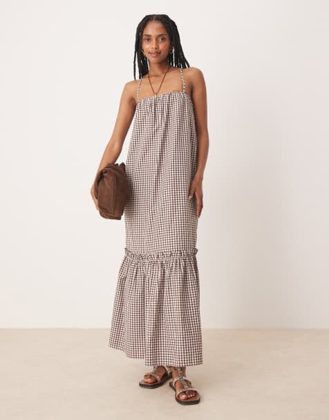 Vestido largo a cuadros vichy monocromáticos amplio con cuello halter de ASOS DESIGN - view 1