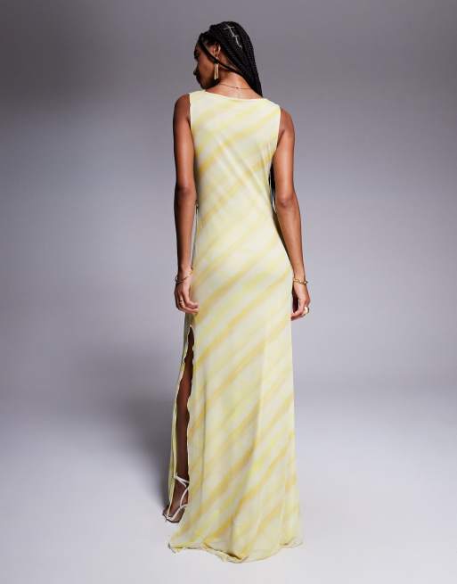 Vestido largo a rayas con espalda muy desbocada y tirante retorcido de malla de ASOS DESIGN, 3 de 4
