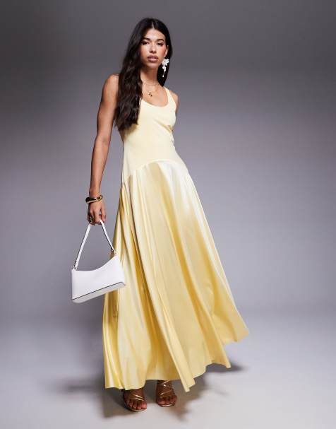 Vestido largo amarillo con cuello ancho y cintura baja de satén de Rare London - view 1