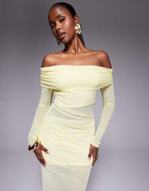 Vestido largo amarillo con escote Bardot e inserto de malla de Missy Empire, 3 de 4