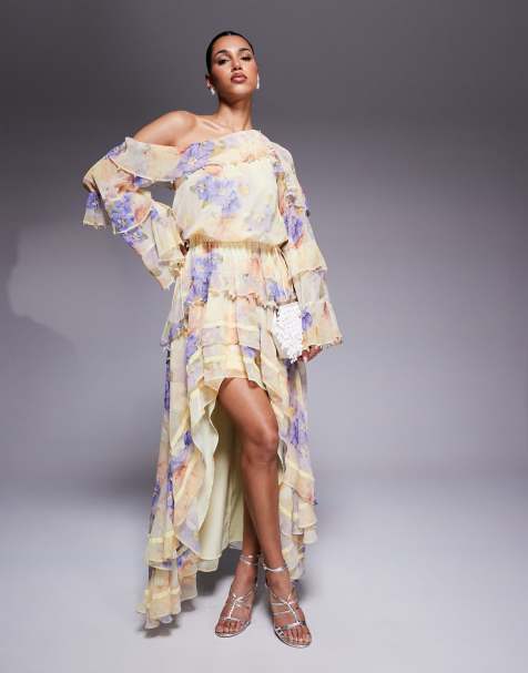 Vestido largo amarillo crema de chifón con estampado floral, mangas extragrandes y diseño adornado de perlas de ASOS LUXE - view 1