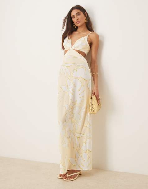 Vestido largo amarillo limón con estampado floral y abertura de Pretty Lavish - view 1