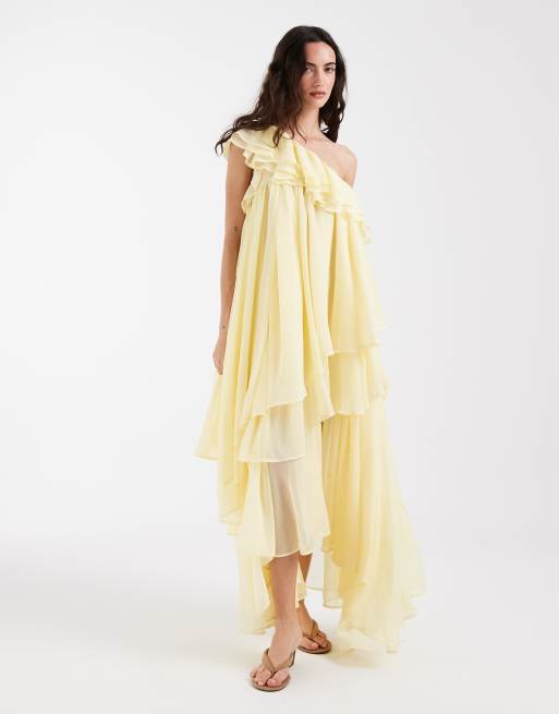Vestido largo amarillo pastel asimétrico de estilo boho con diseño escalonado y volantes de Muse Assembly, 3 de 5