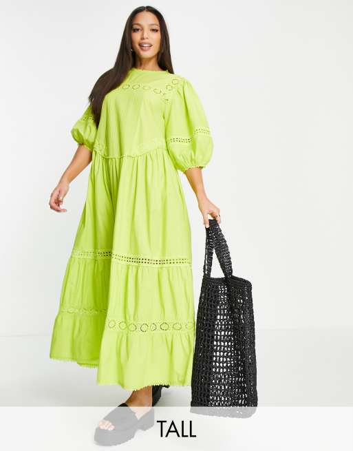 Vestido largo amarillo verdoso cómodo de corte extragrande con bordado inglés de Topshop Tall 