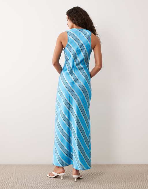 Vestido largo azul a rayas con cuello ancho de satén de ASOS DESIGN, 4 de 4