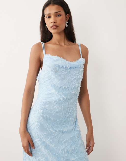 Vestido largo azul claro de tirantes con cuello desbocado de tejido texturizado de VILA, 2 de 4