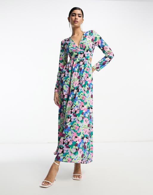 Vestido largo azul con cintura marcada y estampado floral de ASOS DESIGN