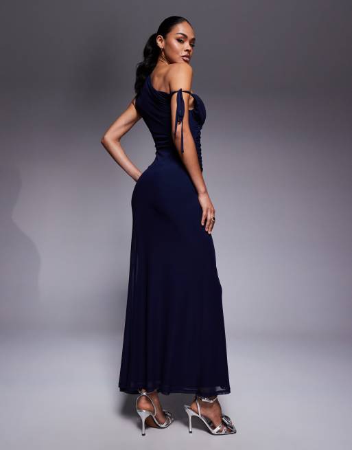 Vestido largo azul marino asimétrico con detalle caído de malla de ASOS DESIGN, 2 de 4