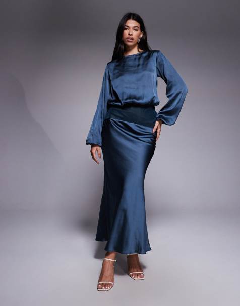 Vestido largo azul marino de satén con cuello barco y paneles de terciopelo de ASOS DESIGN - view 1