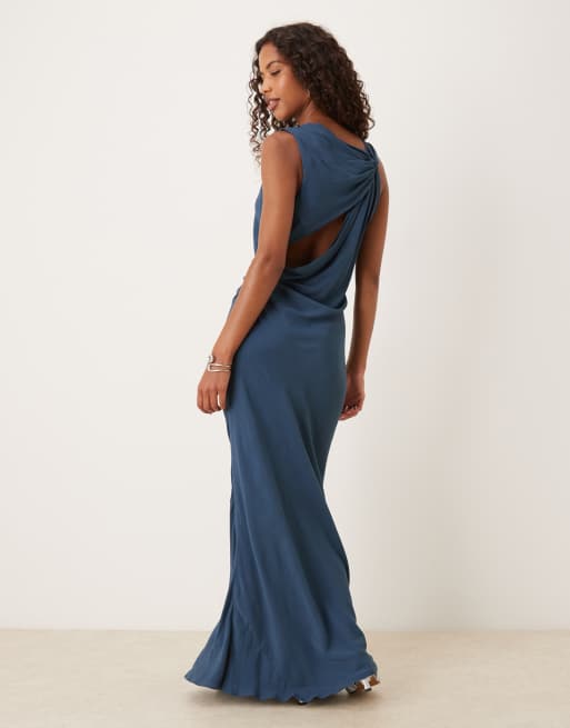 Vestido largo azul tinta con abertura en la espalda de ASOS DESIGN, 3 de 4