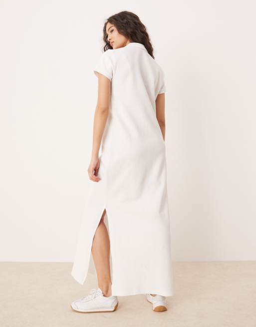 Vestido largo blanco estilo polo con abertura lateral de Polo