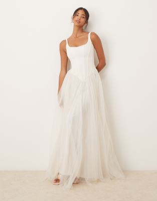 Vestido largo blanco marfil con diseño estilo corsé y bajo caído de Lace & Beads - view 1