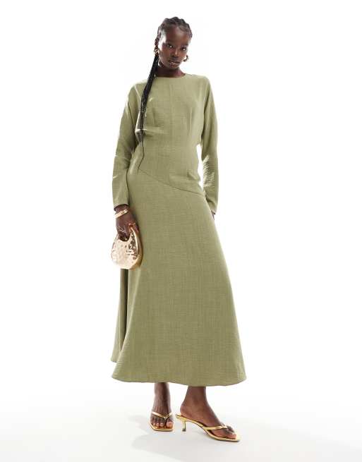 Vestido largo caqui con cuello subido y detalle de costura asimétrica de ASOS DESIGN