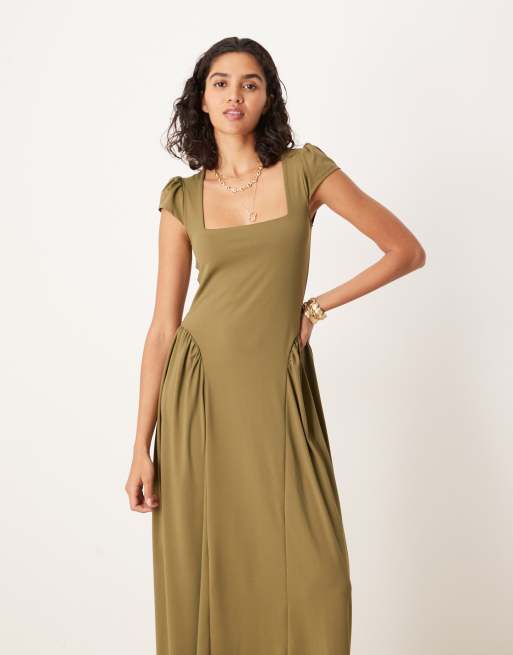 Vestido largo caqui con mangas de casquillo y cuello cuadrado de ASOS DESIGN, 2 de 4
