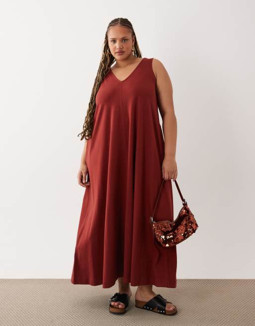 Vestido largo color castaño de corte trapecio de ASOS DESIGN Curve
