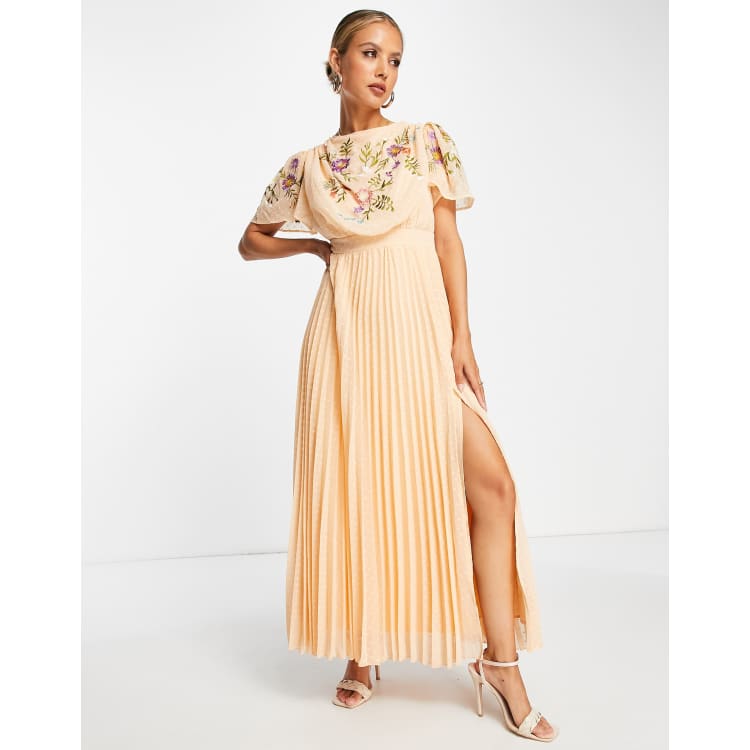 Vestido largo color coral con delantera desbocada, cinturón y diseño bordado de plumeti de ASOS DESIGN | ASOS