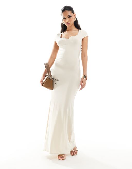 Vestido largo color crema con mangas de casquillo y muesca delantera de tejido supersuave de Fashionkilla
