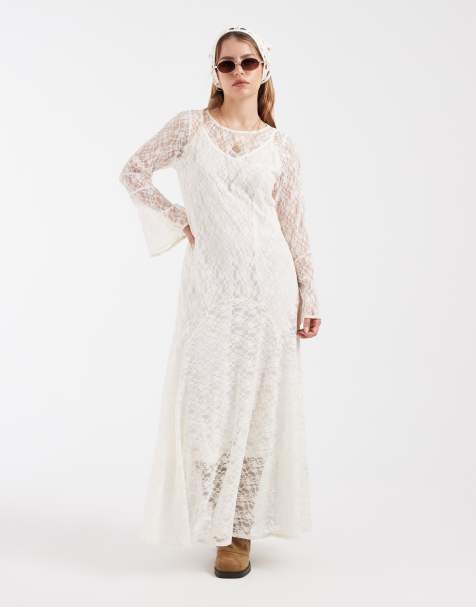 Vestido largo color crema de estilo boho con falda de godets y diseño integral de encaje floral de Vero Moda Petite - view 1