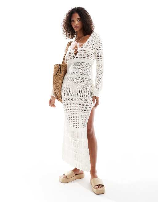 Vestido largo color crema de manga larga con anilla en forma de O de punto de croché de Miss Selfridge