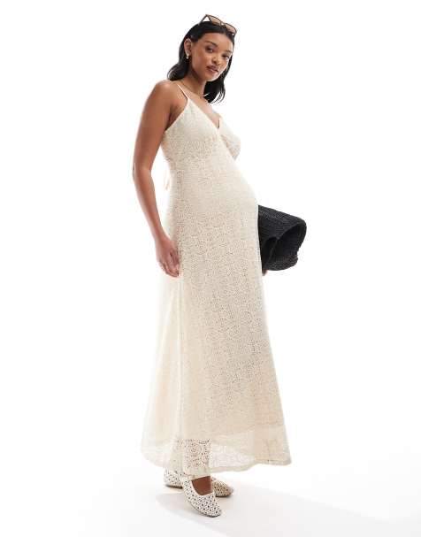 Vestido largo color crema escotado de encaje de Vero Moda Maternity - view 1