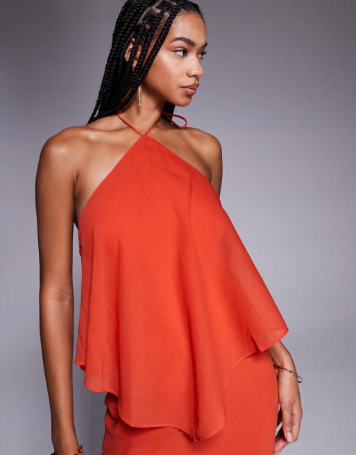 Vestido largo color óxido de cuello halter y corte al bies con diseño de doble capa de ASOS DESIGN, 4 de 4