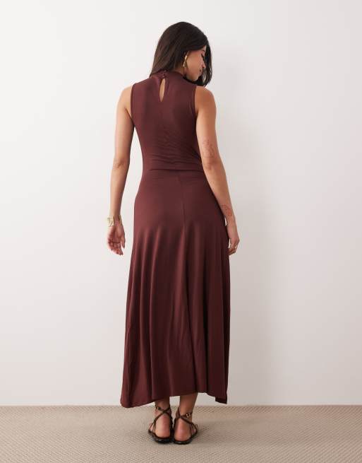 Vestido largo color uva pasa con cuello alto de ASOS DESIGN, 4 de 4