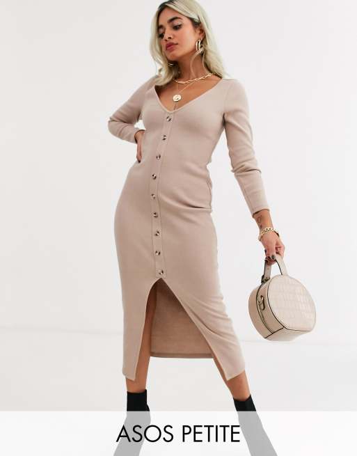 Vestido largo con diseño de punto de grano de arroz y botones de ASOS DESIGN Petite