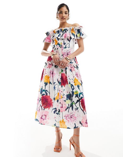 Vestido largo con escote Bardot, detalle fruncido y estampado floral luminoso de Hope & Ivy