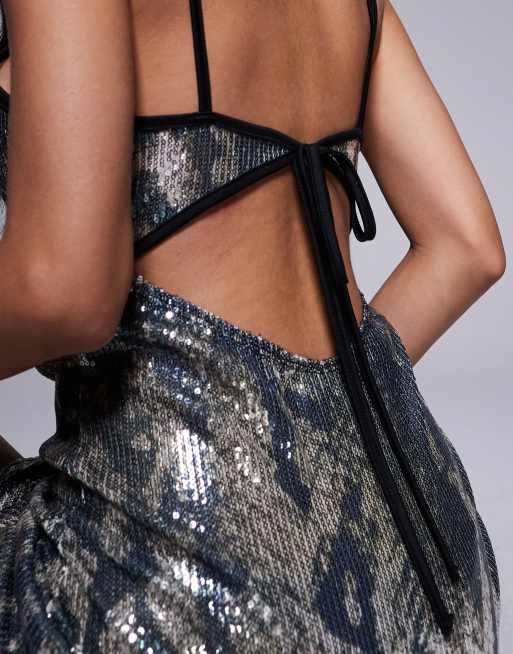 Vestido largo con estampado de cebra y abertura de lentejuelas de ASOS DESIGN, 4 de 4