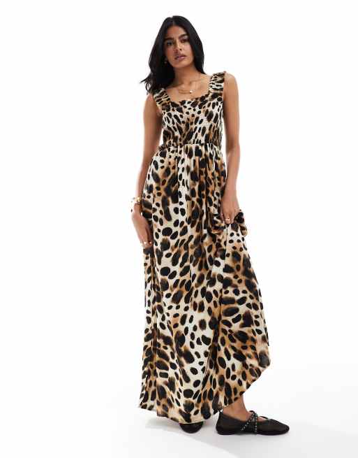 Vestido largo con estampado de leopardo y parte superior fruncida de JDY