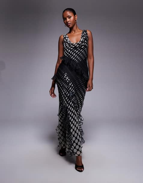 Vestido largo con estampado de lunares extragrandes, cuello desbocado y volantes de ASOS DESIGN - view 1