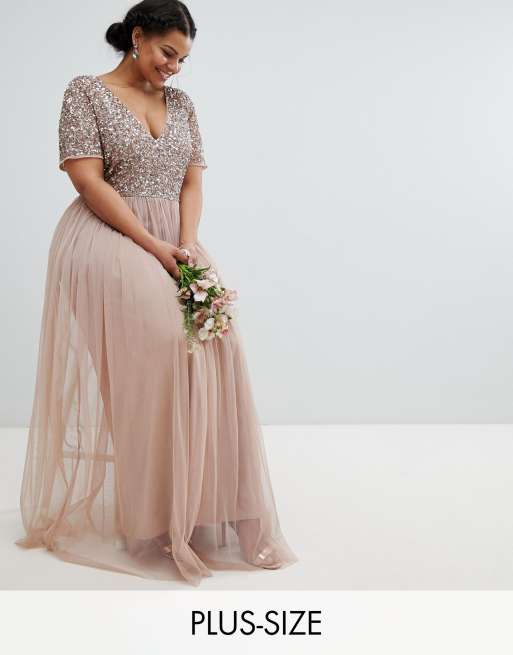 Vestido largo de tul de dama de honor con cuello en V y lentejuelas delicadas en el mismo tono de Maya Plus