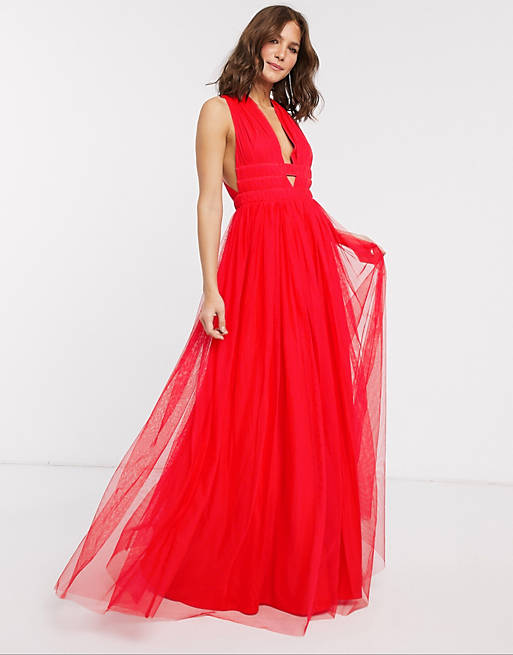 Vestido largo de tul estilo griego con escote pronunciado y diseño  escalonado en rojo de ASOS DESIGN | ASOS