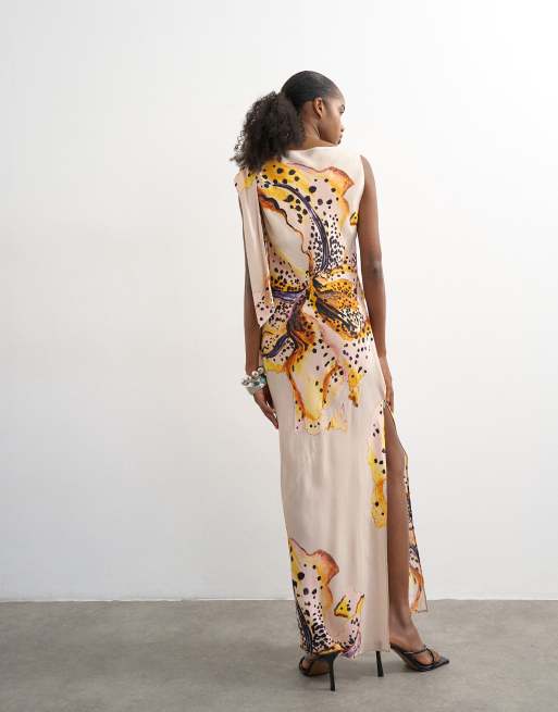 Vestido largo drapeado con estampado de orquídeas y lazada al cuello de Topshop, 4 de 4