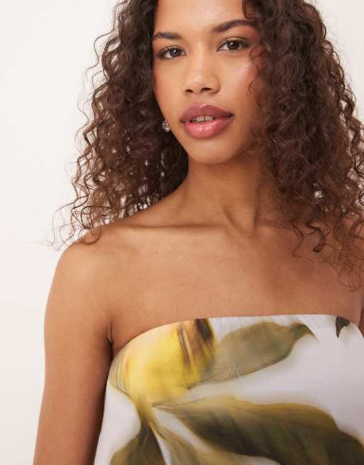 Vestido largo estilo palabra de honor con estampado de flores de ASOS DESIGN, 2 de 4