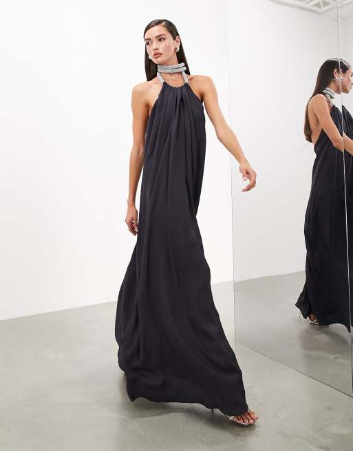 Vestido largo gris carbón de satén con cuello halter estilo cuerda de strass premium de ASOS EDITION, 4 de 4
