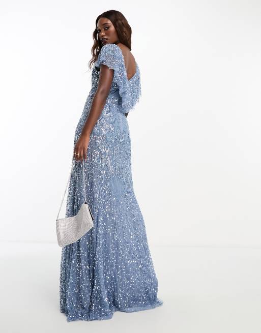Vestido largo gris pizarra con detalle de volante y diseño adornado de Beauut