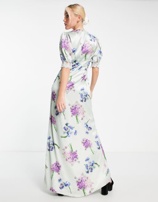 Vestido largo lila con estampado floral de satén Avery de Hope & Ivy, 2 de 4
