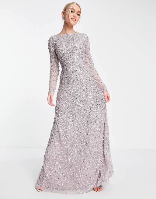 Vestido largo lila grisáceo con espalda enrejada y diseño integral adornado de Maya