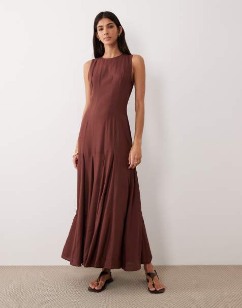 Vestido largo marrón chocolate cálido con cuello de nadadora y godets de ASOS DESIGN - view 1