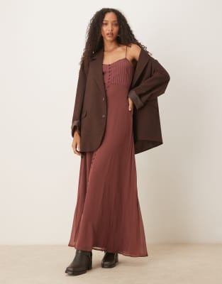 Vestidos de chiffon sin tirantes con escote en corazón Chocolate