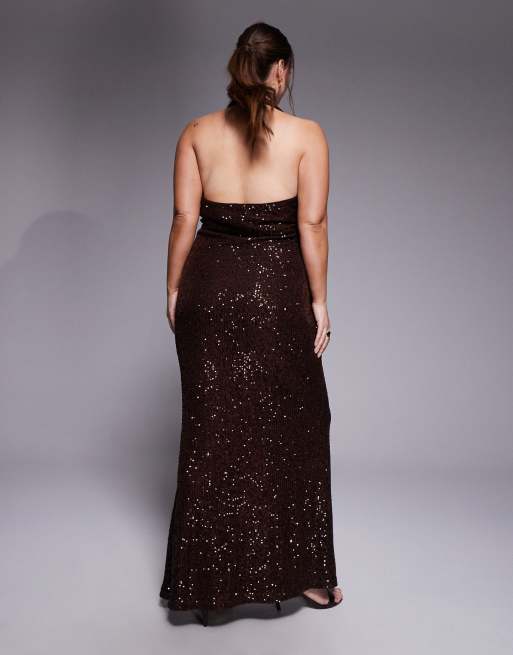 Vestido largo marrón chocolate escotado con lentejuelas de ASOS DESIGN Curve, 2 de 4