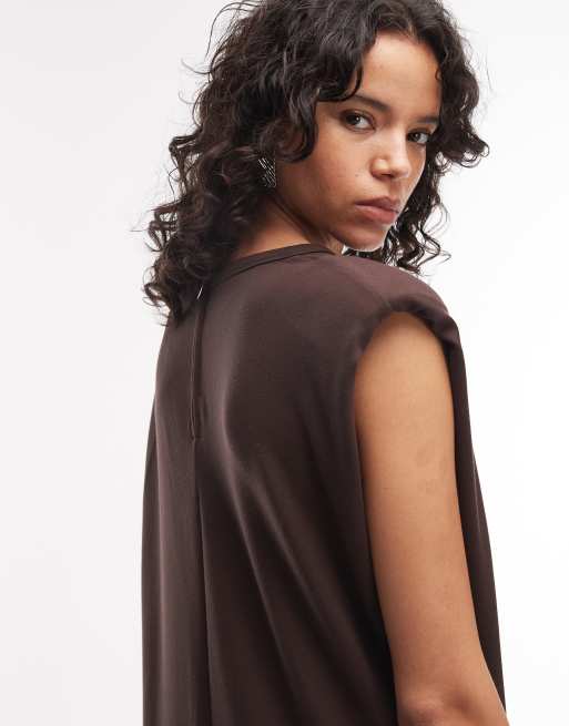 Vestido largo marrón chocolate estilo camiseta de ASOS DESIGN, 4 de 4