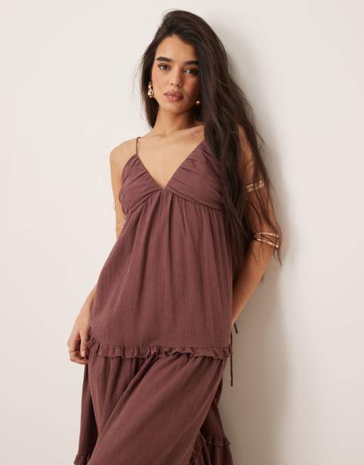 Vestido largo marrón lavado de tirantes de tejido efecto rugoso de ASOS DESIGN, 2 de 4