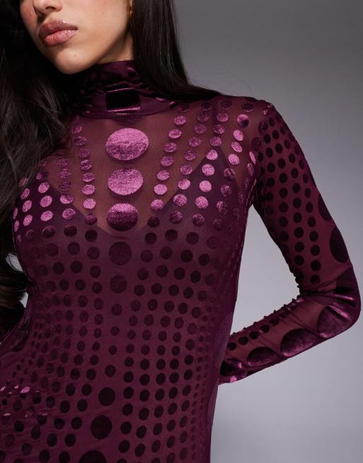 Vestido largo morado de manga larga con cuello alto y estampado de lunares a tono de devoré de malla elástica de AFRM, 3 de 4
