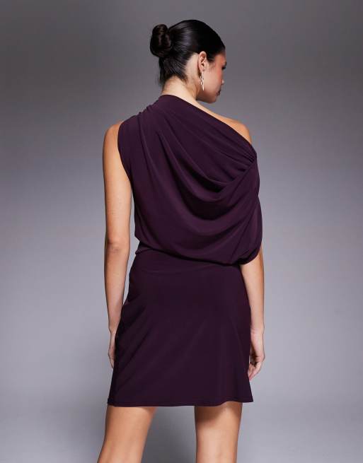 Vestido largo morado luminoso asimétrico y drapeado con herraje repujado de ASOS DESIGN, 2 de 4