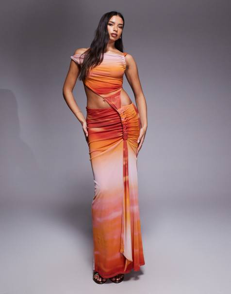 Vestido largo naranja estampado con hombros retorcidos y detalle colgante efecto prendas separadas de malla de ASOS DESIGN - view 1