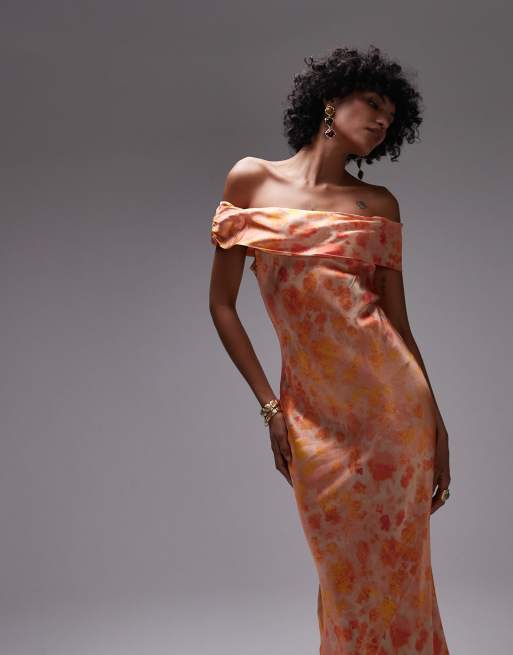Vestido largo naranja para eventos especiales con estampado floral difuminado y hombros drapeados de Topshop, 2 de 4