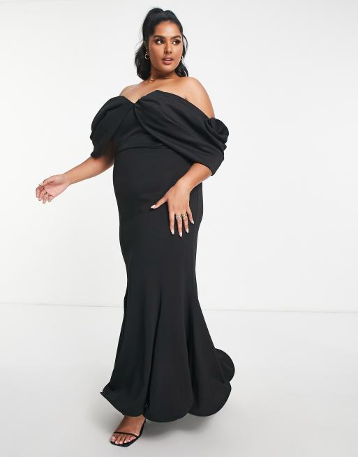 Vestido largo negro con bajo acampanado y mangas voluminosas drapeadas de ASOS DESIGN Curve, 4 de 4
