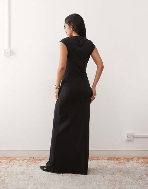 Vestido largo negro con detalle de piercings de punto liso de Weekday, 4 de 4